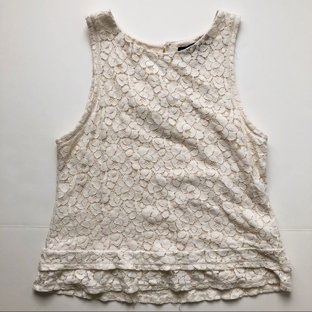 Lace tank top from Banana Republic. Size XS